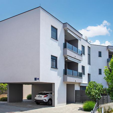 רוגוזניצה First Choice Apartment Rogoznica מראה חיצוני תמונה