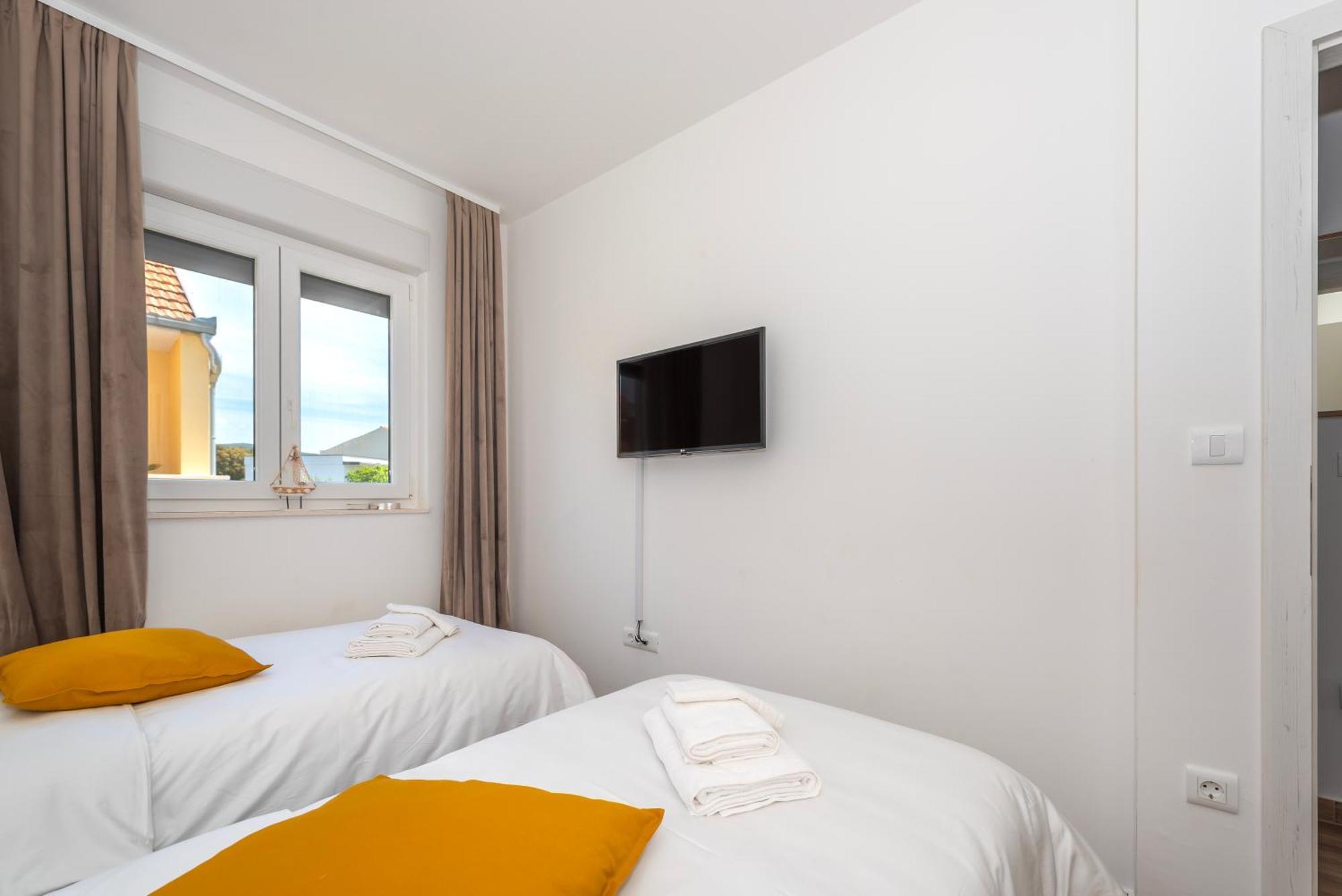 רוגוזניצה First Choice Apartment Rogoznica מראה חיצוני תמונה