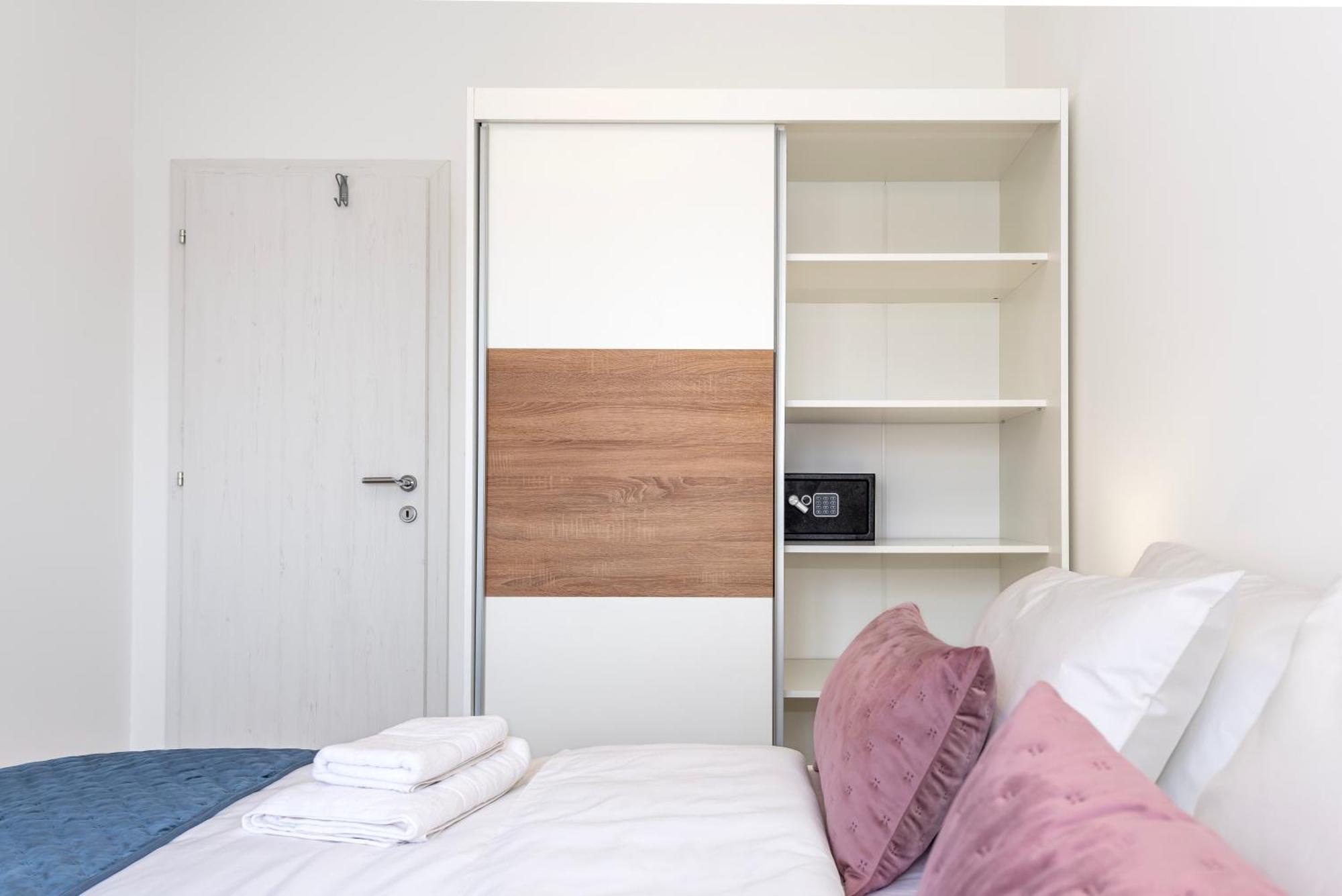 רוגוזניצה First Choice Apartment Rogoznica מראה חיצוני תמונה