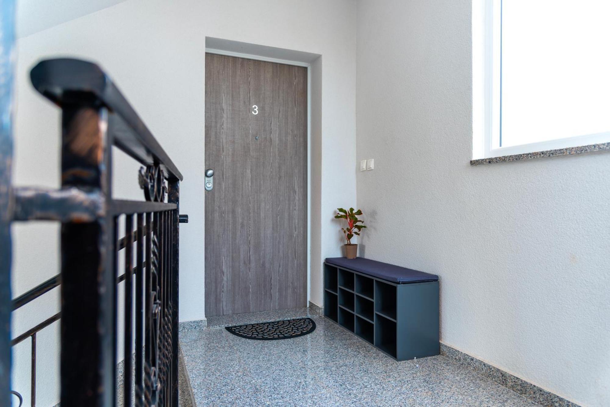 רוגוזניצה First Choice Apartment Rogoznica מראה חיצוני תמונה