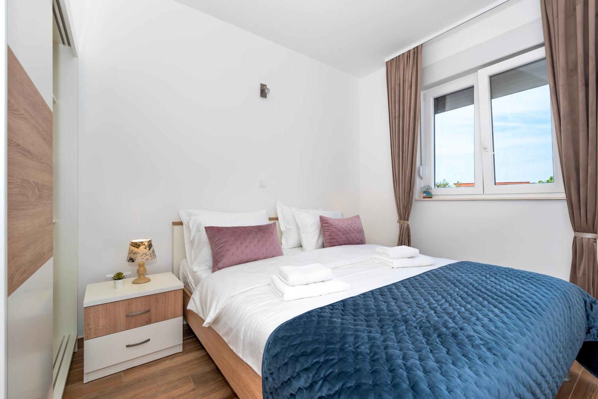 רוגוזניצה First Choice Apartment Rogoznica מראה חיצוני תמונה